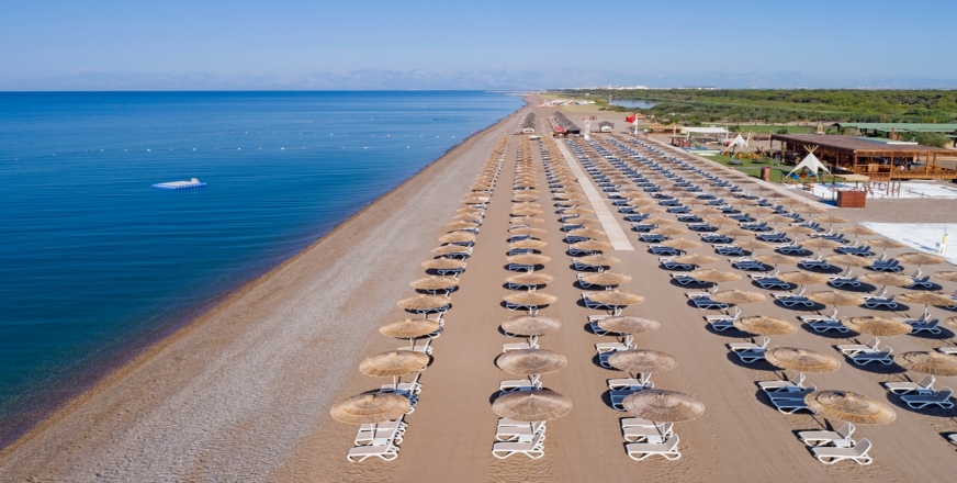 Discover the Charm of Lara Beach in Muratpaşa, Antalya