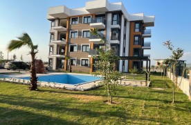 Antalya Aksu Altıntaş'ta Havuzlu Sitede 1+1, 69 m² Daireler